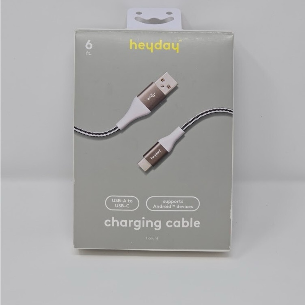Heyday USB-A to USB-C Cable - Black and‎ White